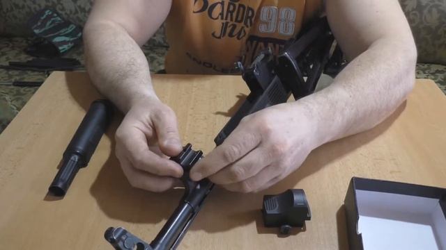 установка маленького калиматорного прицела на сайгу 5.56мм и 7.62мм смотреть онлайн