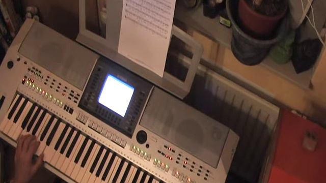 Hurt, Yamaha Psr S700