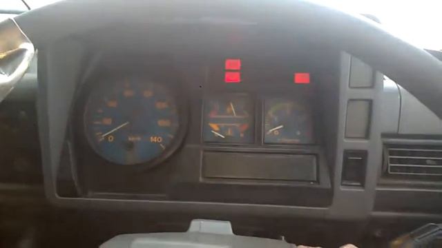 Видео 10. Запуск двигателя в -23 ХИНО 92г.в. 15.12.2017г. в 10ч 06м смотреть онлайн