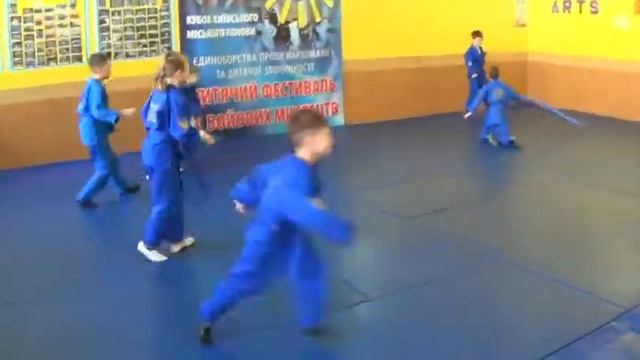 Игровая тренировка. Training SPORTY KIDS смотреть онлайн