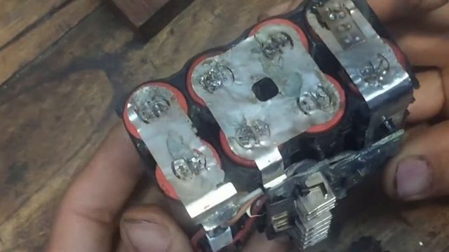 Lithium Battery HITACHI 14,4V. Driver Adapter смотреть онлайн