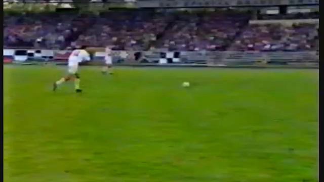 Patrik Berger - Amazing Goal (1993) смотреть онлайн