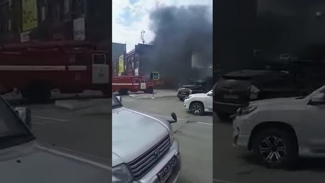 Пожар шаурмичной в Большом Камне 07.06.2020 смотреть онлайн