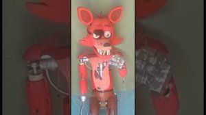 FOXY FNAF ANIMATRONIC REAL!