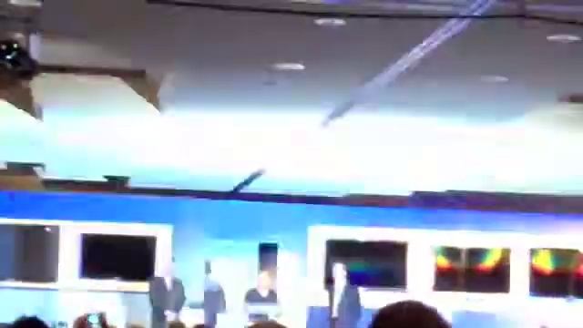 CES 2010: Verdens første 3D-BD-utgivelse смотреть онлайн
