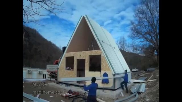 This House Takes 6 Hours To Build And Cost Only $33K смотреть онлайн