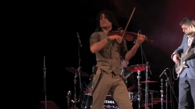 Violin Player смотреть онлайн