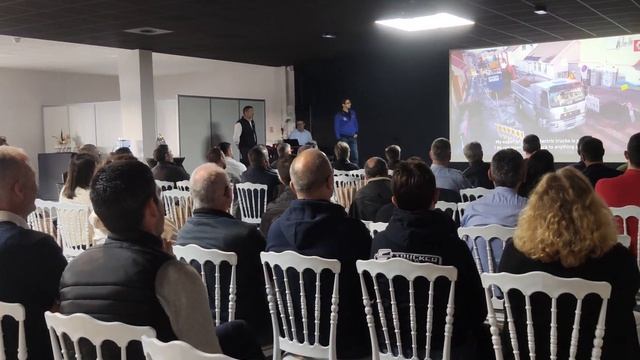 Journée E TECH Expérience - Camion 100% électrique ! смотреть онлайн