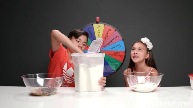 MYSTERY WHEEL OF CAKE CHALLENGE!!! Who Can Bake the Best Dessert??? смотреть онлайн