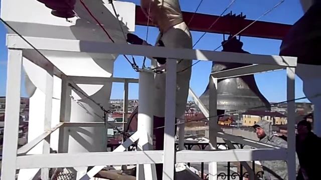 Пасхальный колокольный звон. Дивеево 8.04.2018 смотреть онлайн