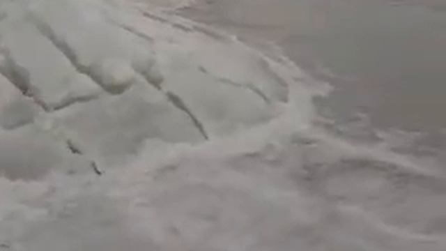 Бердянск вынос льда на берег смотреть онлайн
