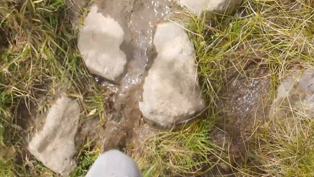 Одна по ГОРАМ ЭКВАДОРА. ДЕНЬ 1. Quilotoa Loop. смотреть онлайн