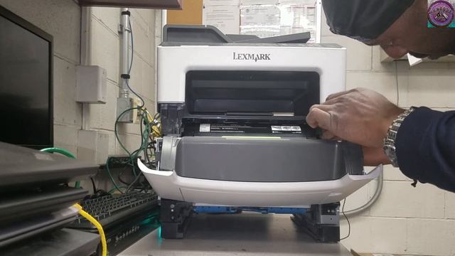 Replacing Fuser On Lexmark MX310 смотреть онлайн