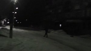 зимний ночной бег соколят в балаклавах с голым торсом