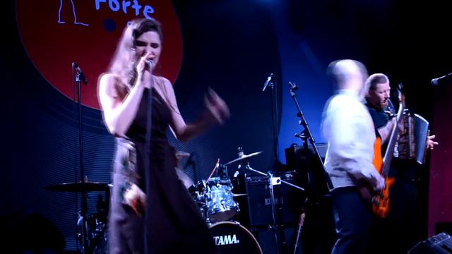 Боянов Гимн - Не зови смотреть онлайн