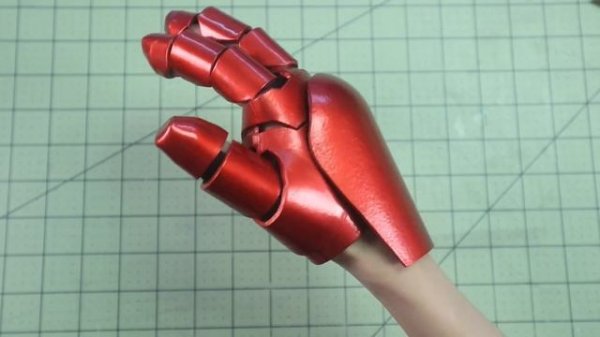 REAL Iron Man Missile Launcher That SHOOTS! DIY