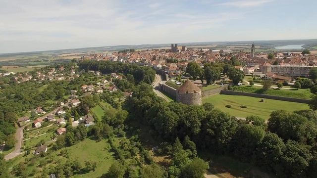 Langres, France - DutchDroneProductions смотреть онлайн