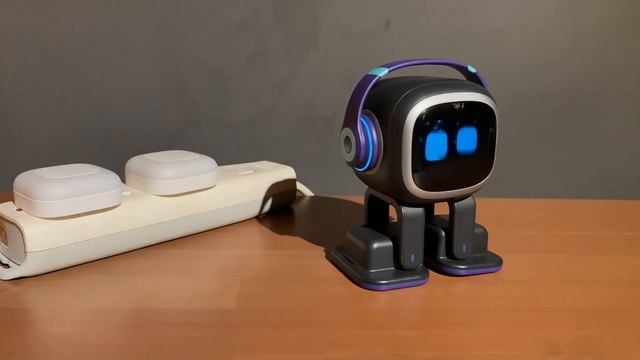 EMO - EMO Dancing with Smart Light смотреть онлайн