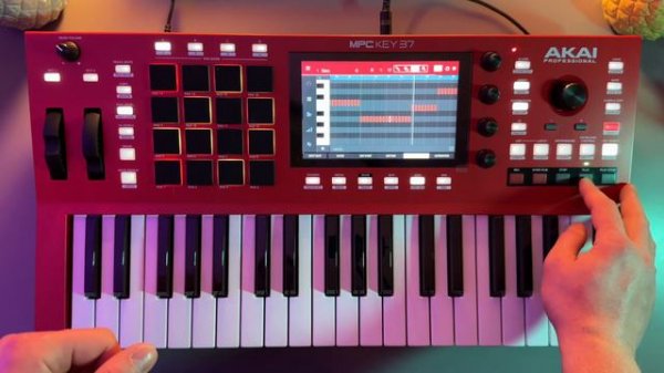 Daily Beats #20 | Making 80s synthwave beat on Akai MPC Key 37