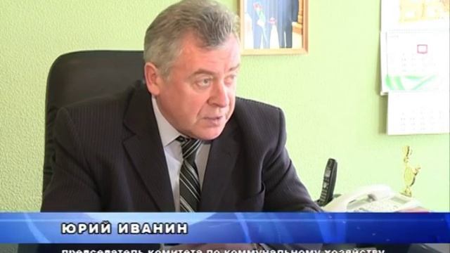Полоса отвода железной дороги в Ельце превратилась в стихийную свалку. смотреть онлайн