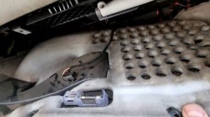 Мерседес 211/Mercedes W211 как извлечь мотор печки отопителя