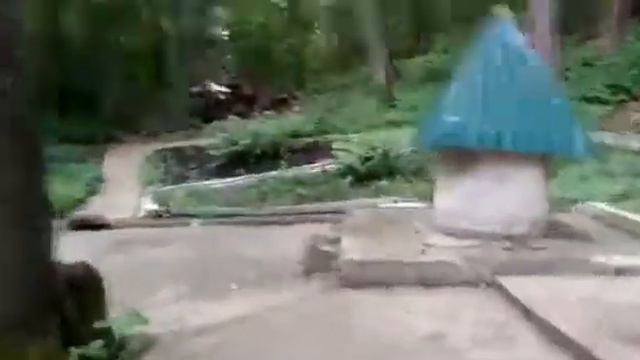 Красивый источник с купелями и часовней смотреть онлайн