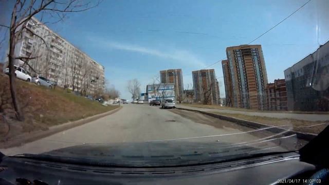 Владивосток, 71-й микрорайон, апрель 2021 г. смотреть онлайн