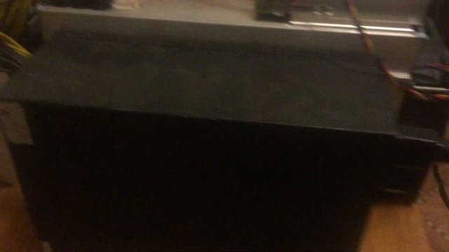 Шум от Асика. Как шумит один ASIC L3+ Проверка асика в квартире. Тише чем Asic T9+ и Asik S9+ смотреть онлайн