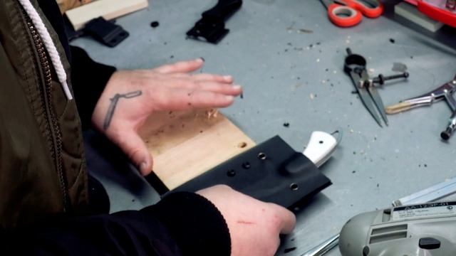 Делаю ножны из Кайдекса для ножа "Мамут" смотреть онлайн