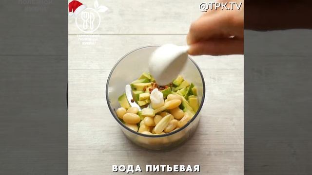 Оливье - новые рецепты новогоднего салата. ПП оливье. Оливье с тунцом и авокадо смотреть онлайн
