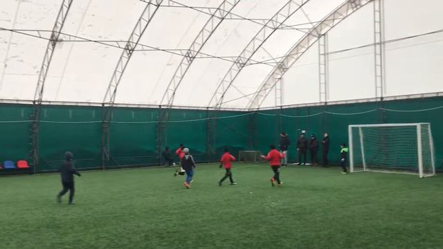 Фаворит Борисполь-Переможець Киев 5:0. 1 тайм смотреть онлайн