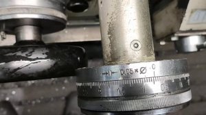 Обработка нержавеющей стали на токарном станке.