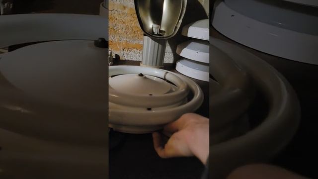 Test d'un vieux luminaire circline à double tube fluorescent 1×32 - 1×40W (lien en description) смотреть онлайн