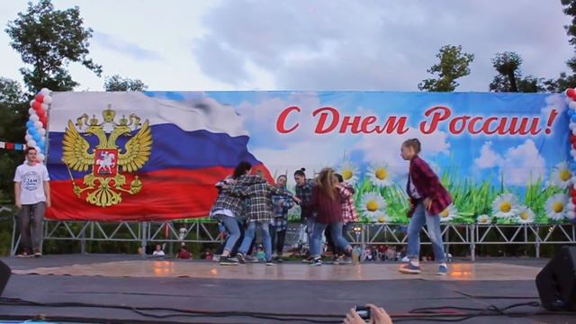 Танцевальная студия JAM | г. Майкоп | Open Air | Hip-hop & House смотреть онлайн