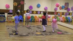 Танец Барбарики. Что такое доброта. Детский танец с мячами. открытый урок. дети 4-5 лет