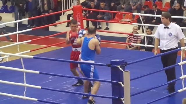 Эпизоды поединков на всероссийском турнире по боксу памяти Виктора Сахарова (Владивосток) смотреть онлайн