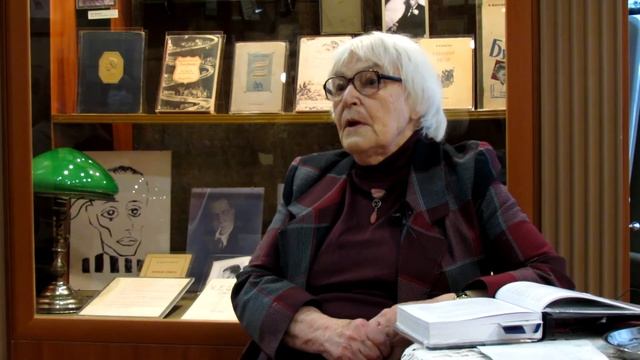 Лукьянова Л.М. Другой Петрарка. смотреть онлайн