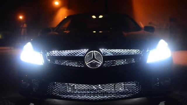 Oracle Lights on Mercedes-Benz SL 550 смотреть онлайн