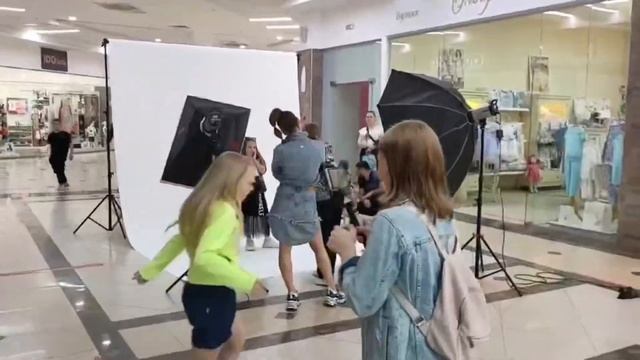 Фотопроект «Я-Модель с магазином Acoola» . Бэкстейдж с фотосессии. г.Тюмень. 29.05.2022