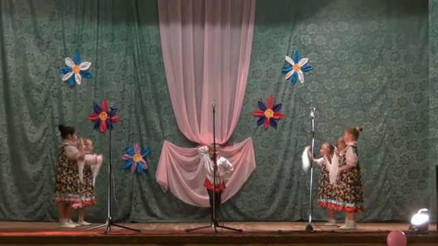 Ромашки, ромашки цветок полевой смотреть онлайн