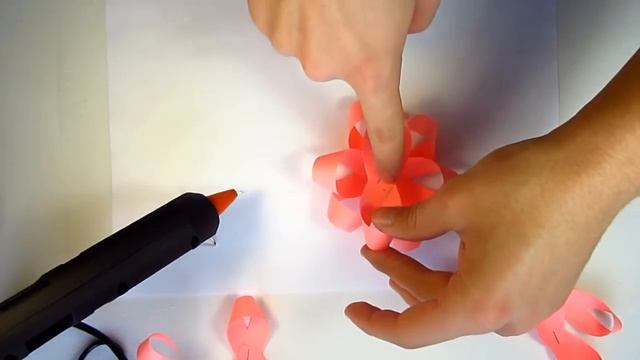 как сделать бант , бантик из бумаги своими руками смотреть онлайн