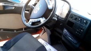 Обзор кабины седельного тягача MAN TGA 18.440