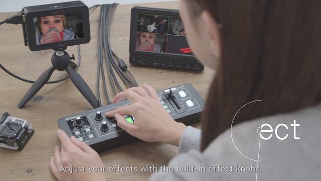 Roland V-1HD Portable Compact HD Video Switcher смотреть онлайн