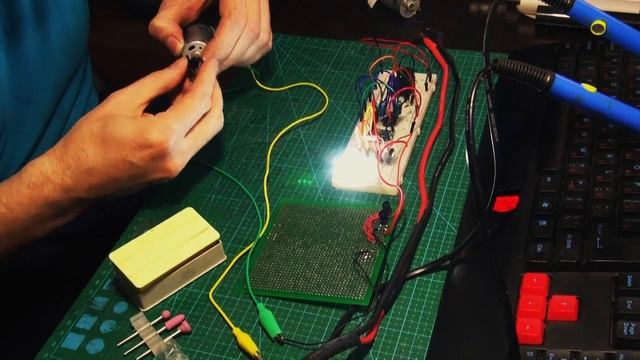 Мини дрель для сверления печатных плат (1.Часть)