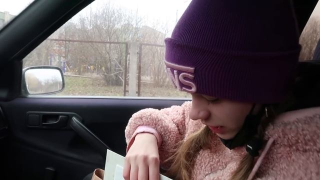 VLOG Ищем ПОПУГАЯ.И ещё ПОДАРКИ смотреть онлайн