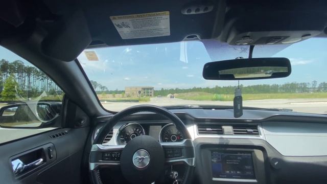 2014 FORD Mustang 3.7 V6 350HP - POV MORNING DRIVE смотреть онлайн