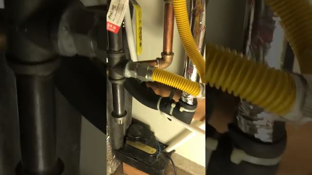 DIY Tankless Water Heater Install Navien 240 S смотреть онлайн