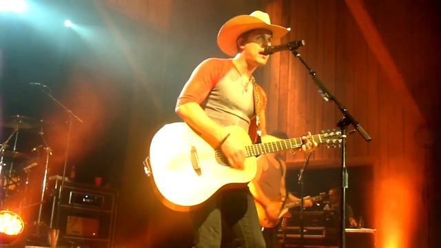 Dustin Lynch "Mindreader" смотреть онлайн