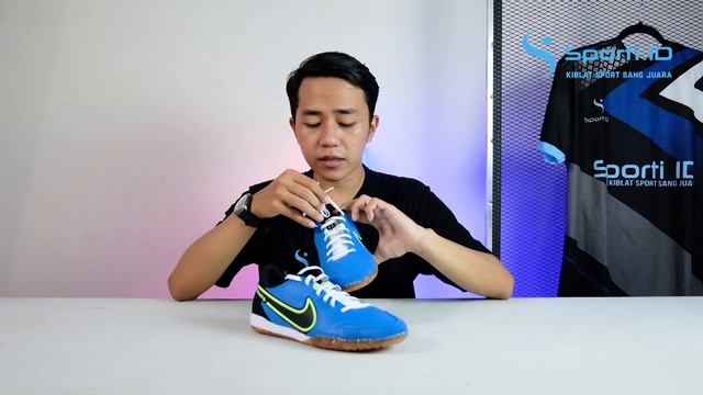 MASIH SE-LEGEND SERI SEBELUMNYA?? REVIEW SEPATU FUTSAL NIKE TIEMPO LEGEND TERBARU 2022!! смотреть онлайн