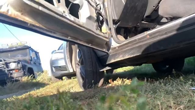 Замена штатных динамиков в LADA PRIORA на DL audio barracuda 165 смотреть онлайн